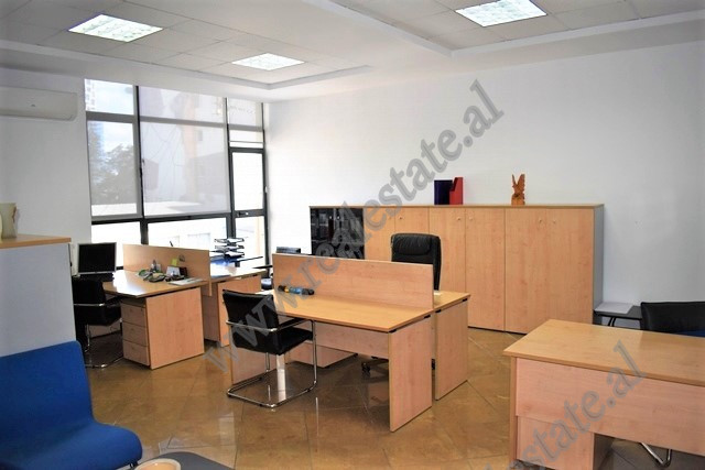 Office space for rent on Ismail Qemali Street, near the Prime Minister&#39;s Office in Tirana.
The 